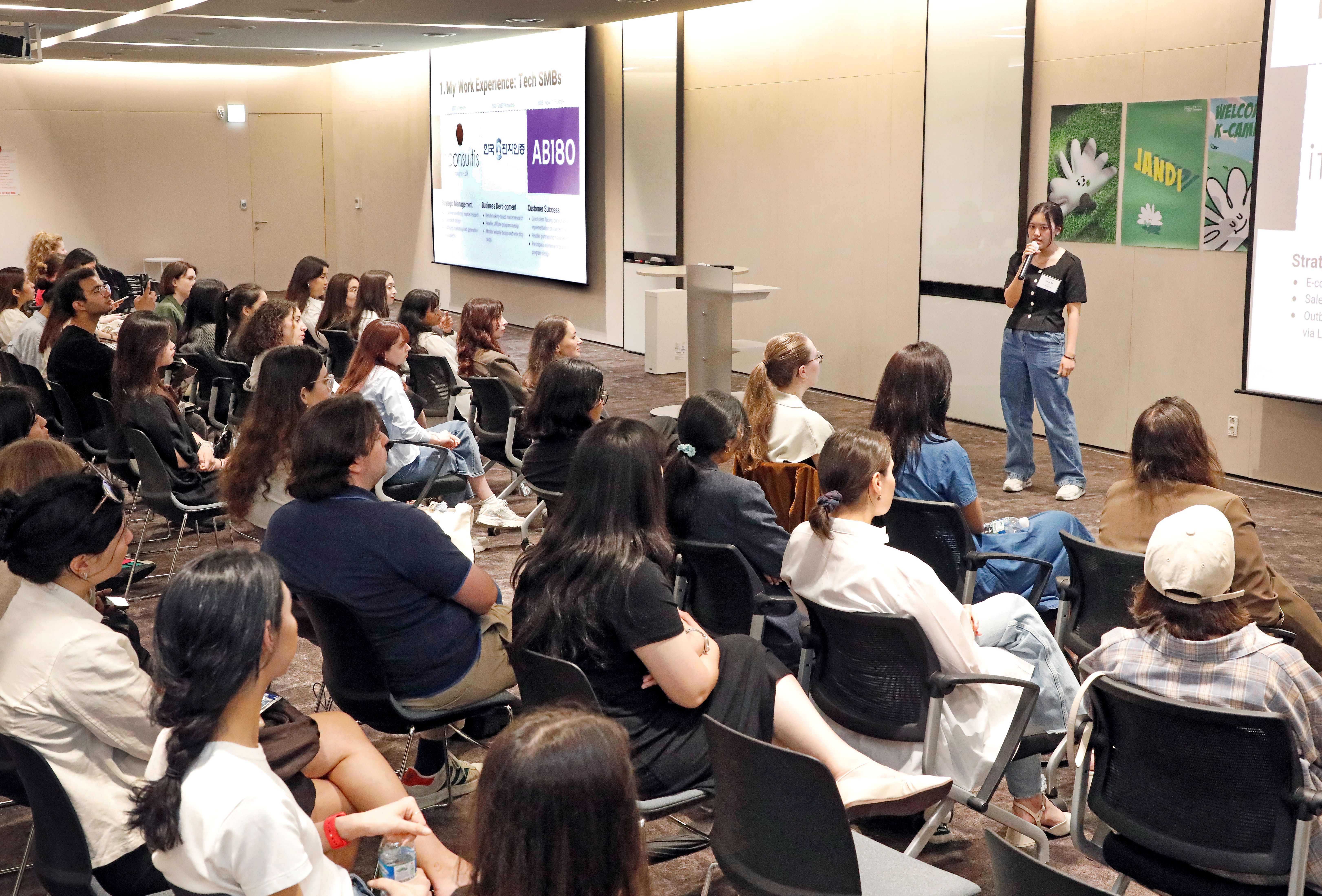 K-campus Networking Event: Alumni Special in pictures 📷 | K-campus